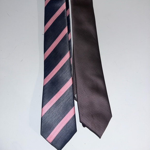 PROMO!! 2 Ties - Picture 3 of 5